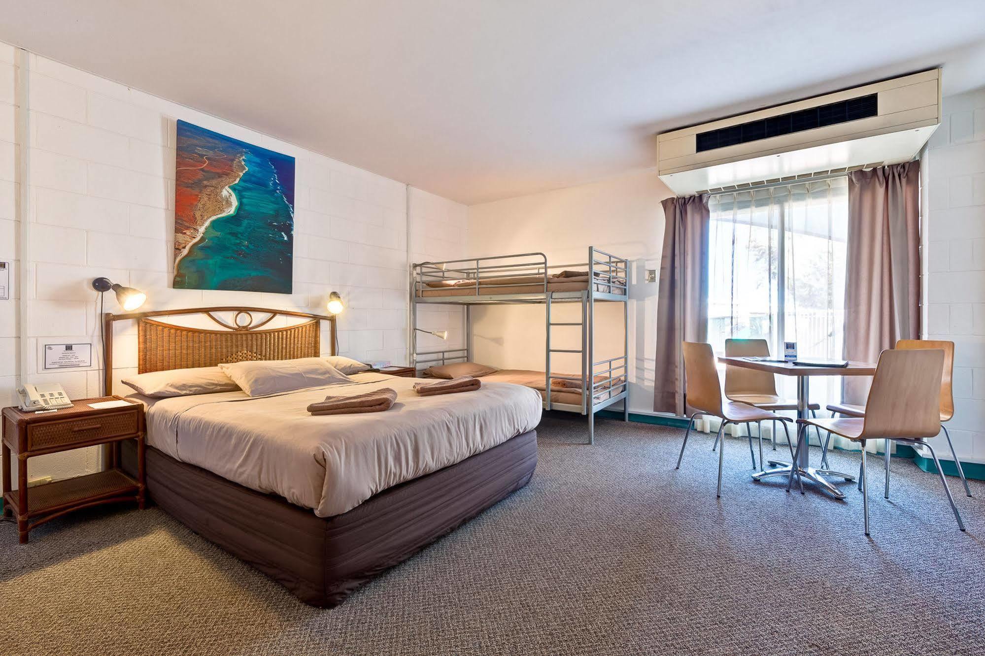 Sea Breeze Resort Exmouth Zewnętrze zdjęcie