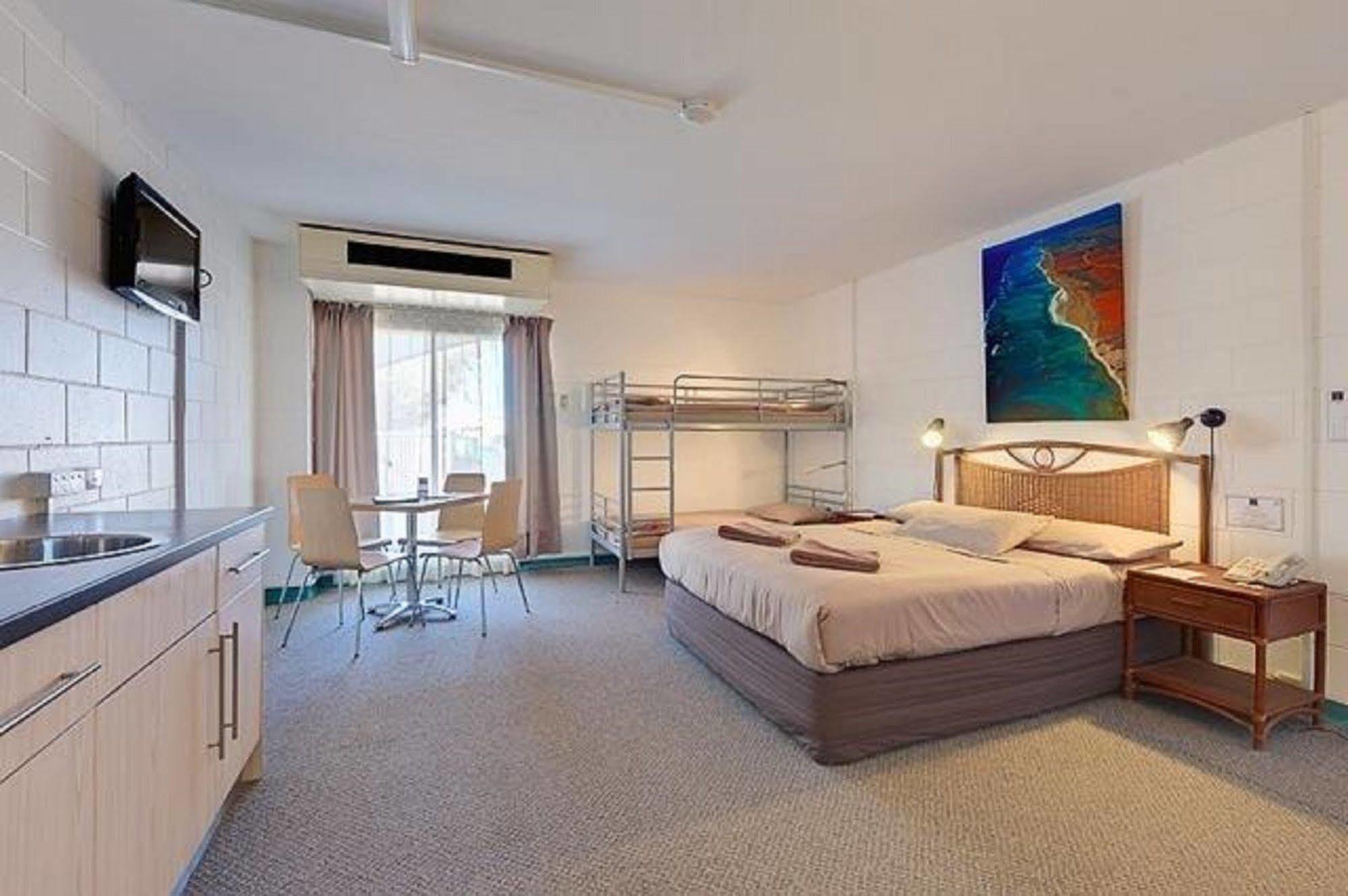 Sea Breeze Resort Exmouth Zewnętrze zdjęcie